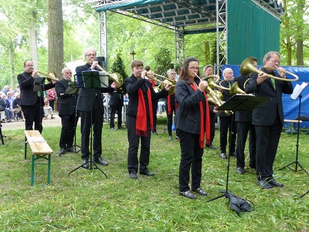 tl_files/jagdhorn/content/2018/Kutschenwallfahrt 2018_2.jpg