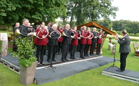 tl_files/jagdhorn/content/Bilder 2016/2016.07.05_Tradition trifft Moderne.2.jpg