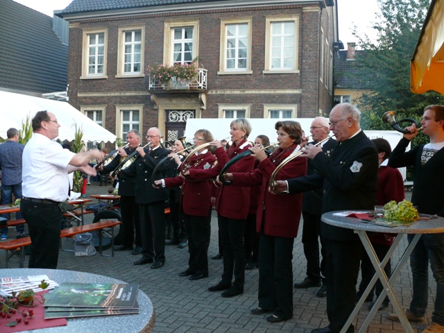tl_files/jagdhorn/content/Bilder 2016/2016.09.24_KulturnachtCOE.JPG
