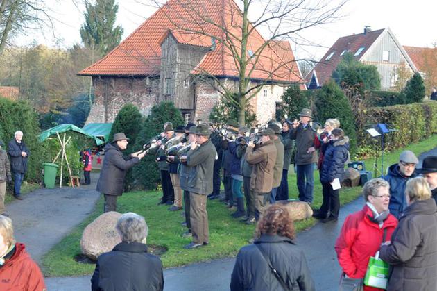 tl_files/jagdhorn/content/Bilder2013/2013.12.01_Weihnachtsmarkt ischofsmuehle_1-0B.jpg
