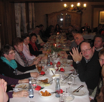 tl_files/jagdhorn/content/Bilder2013/2013.12.11_Weihnachtsfeier_1.jpg